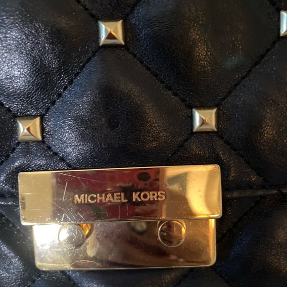 Micheal Kor  Shoulder - Picture 3 of 4